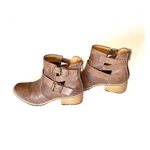 Eurosoft by Sofft Booties w/ Buckle & Zipper